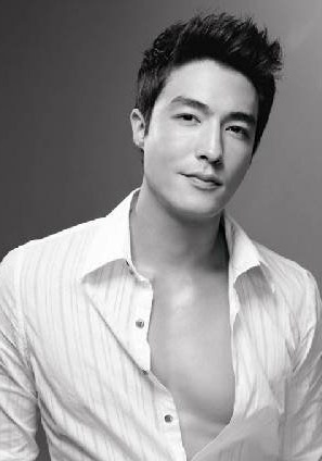 丹尼尔·海尼 Daniel Henney 丹尼尔·海尼 Daniel Henney