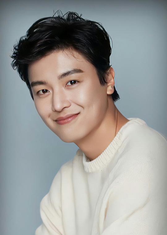 延宇振 Woo-jin Yeon 延宇振 Woo-jin Yeon