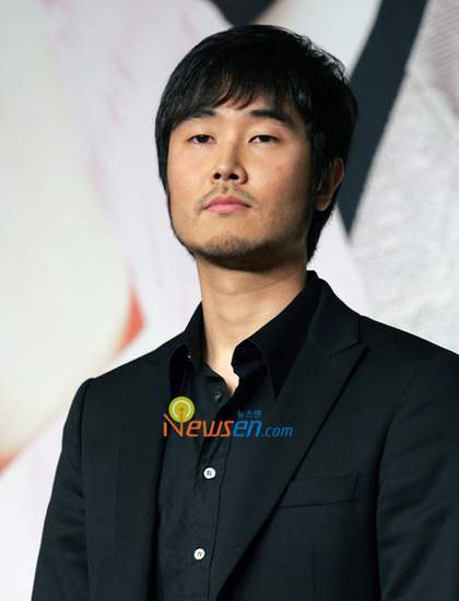 李权 Kwon Lee 李权 Kwon Lee