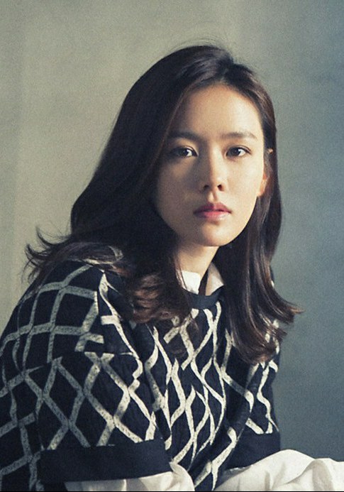 孙艺珍 Ye-jin Son 孙艺珍 Ye-jin Son