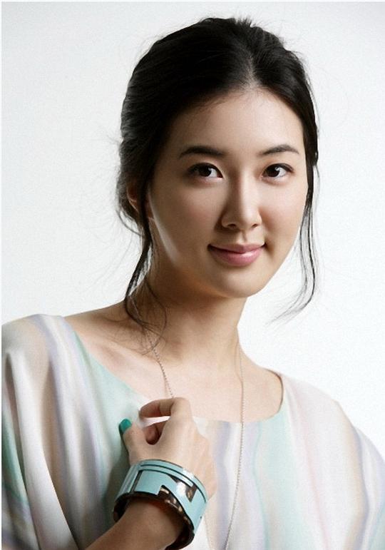 张美仁爱 Mi-in-ae Jang 张美仁爱 Mi-in-ae Jang