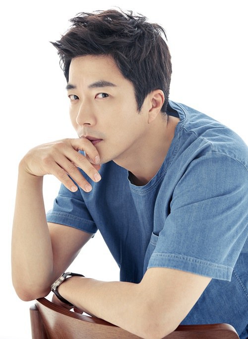 权相佑 Sang-woo Kwon 权相佑 Sang-woo Kwon