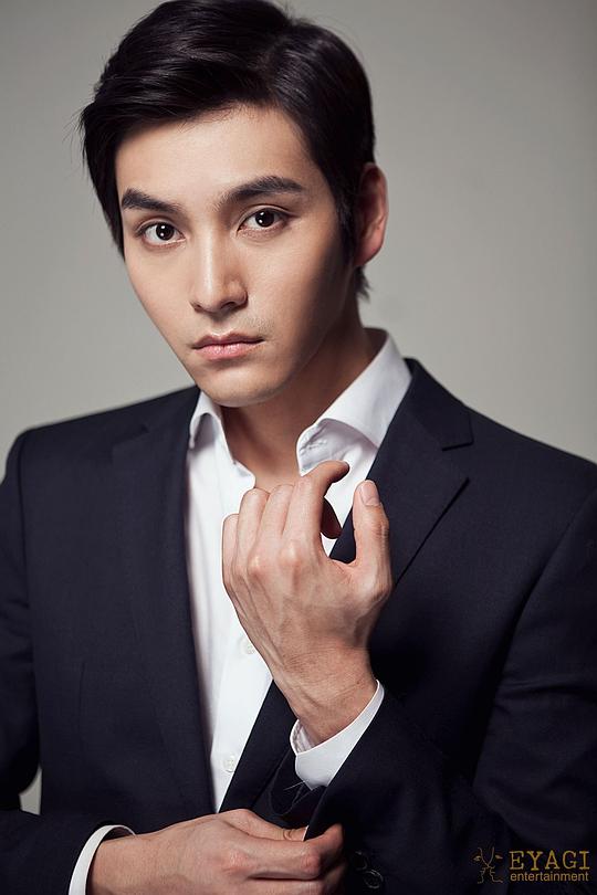崔星俊 Choi Sung Jun 崔星俊 Choi Sung Jun