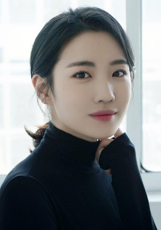 崔秀简 Sukyun Choi 崔秀简 Sukyun Choi