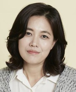 金正英 Jung-young Kim 金正英 Jung-young Kim