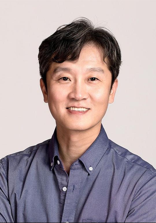 尹孝植 Yoon Hyo Sik 尹孝植 Yoon Hyo Sik