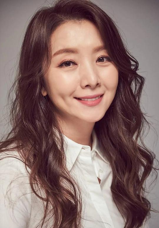 徐智英 Seo Ji Young 徐智英 Seo Ji Young