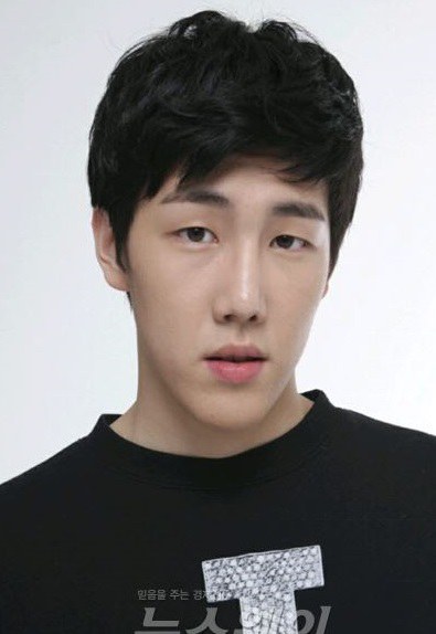 朴亚成 Ah-sung Park 朴亚成 Ah-sung Park