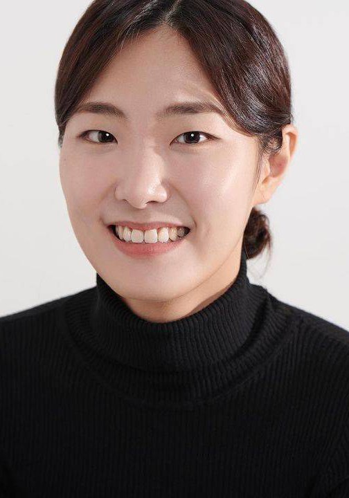 金怡芝 Ye-ji Kim 金怡芝 Ye-ji Kim