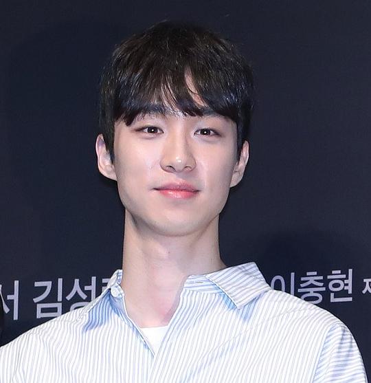 李聪贤 Choong Hyun Lee 李聪贤 Choong Hyun Lee