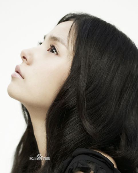 闵孝琳 Hyo-rin Min 闵孝琳 Hyo-rin Min