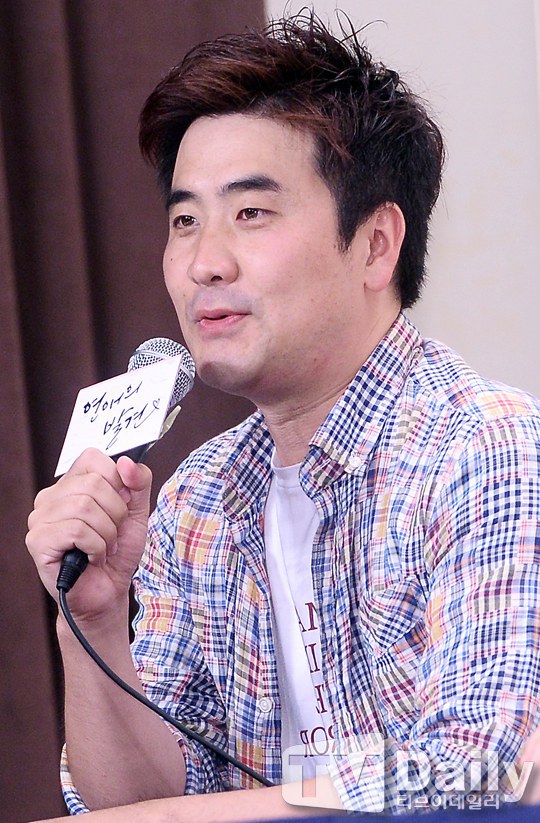 金善允 Yoon Kim Sung 金善允 Yoon Kim Sung