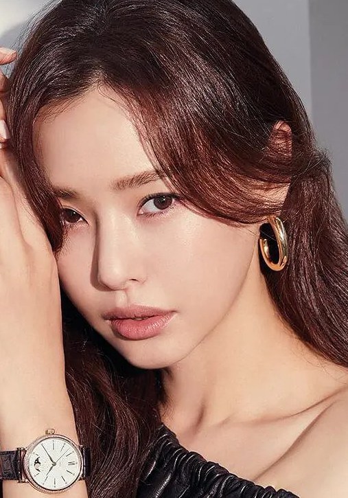 李荷妮 Ha-nui Lee 李荷妮 Ha-nui Lee
