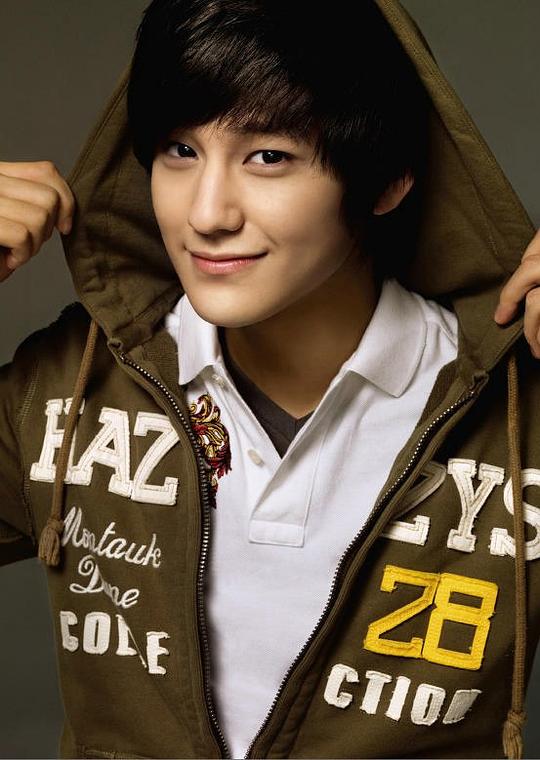 金汎 Beom Kim 金汎 Beom Kim