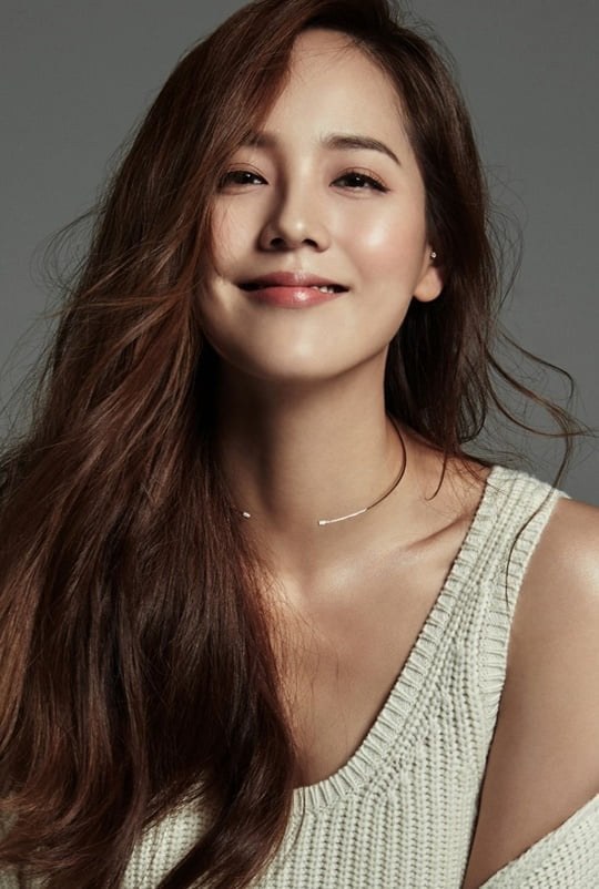 柳真 Yoo-jin 柳真 Yoo-jin