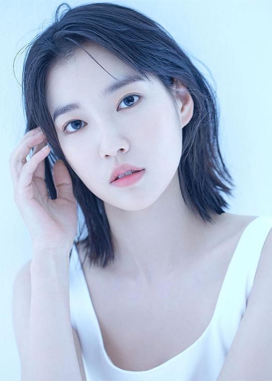 李素希 So-hee Lee 李素希 So-hee Lee