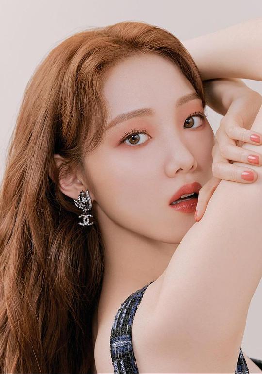 李圣经 Sung-Kyung Lee 李圣经 Sung-Kyung Lee