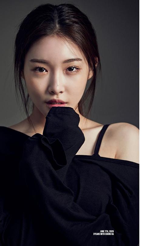 金请夏 Kim Chung Ha 金请夏 Kim Chung Ha