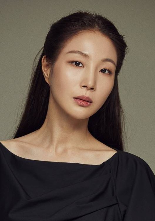徐娜瑛 Na-young Seo 徐娜瑛 Na-young Seo