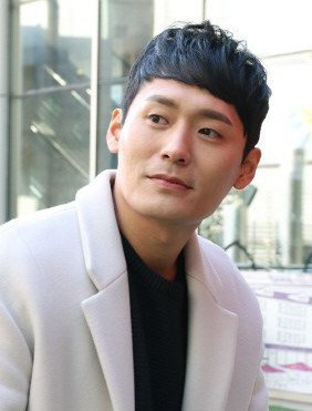 崔大勋 Dae-hoon Choi 崔大勋 Dae-hoon Choi