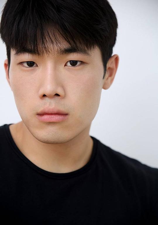 金亚锡 Ah-Seok Kim