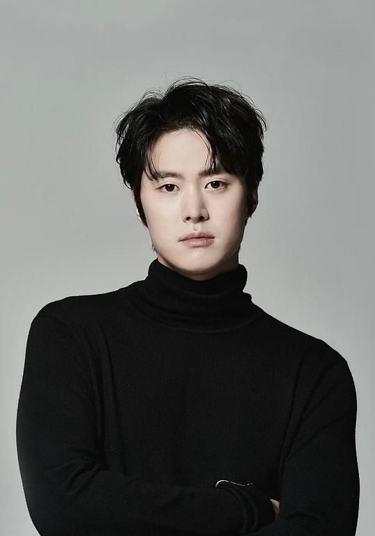 孔明 Myeong Gong