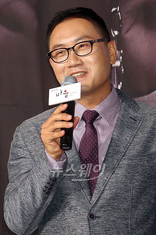 李容硕 Yong-seok Lee