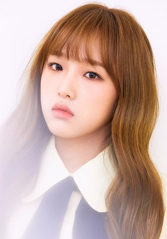 崔叡娜 Yena Choi