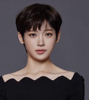 洪书英 Seo-young Hong