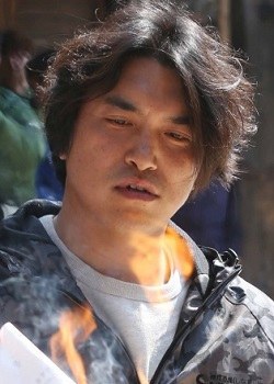 金成龙 Kim Sung-Yong