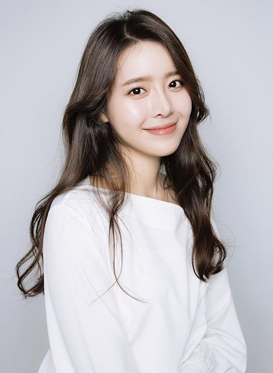 郑信惠 Jung Shin Hye
